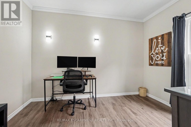 600 PEEL STREET, Woodstock (Woodstock - South), Ontario, N4S1K7