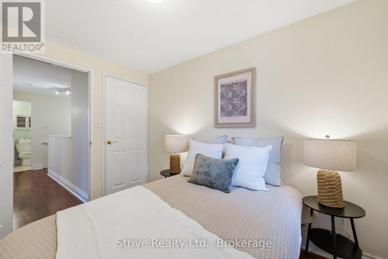 33 - 1718 JOHN STREET, Markham (Bayview Fairway-Bayview Country Club Esta, Ontario, L3T1Y9