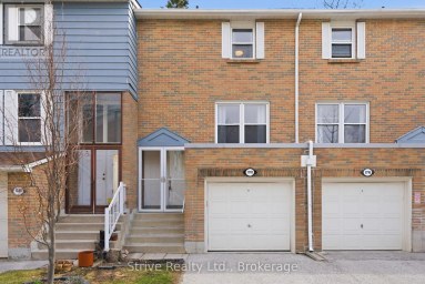 33 - 1718 JOHN STREET Markham (Bayview Fairway-Bayview Country Club Esta Ontario photo 2
