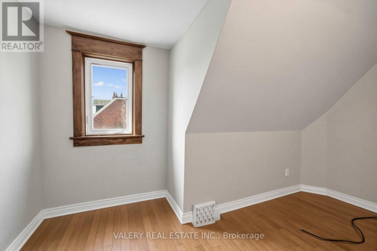 472 CRAWFORD STREET, Toronto (Palmerston-Little Italy), Ontario, M6G3J8
