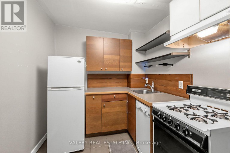 472 CRAWFORD STREET, Toronto (Palmerston-Little Italy), Ontario, M6G3J8