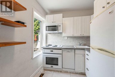 472 CRAWFORD STREET Toronto (Palmerston-Little Italy) Ontario photo 5