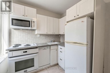 472 CRAWFORD STREET Toronto (Palmerston-Little Italy) Ontario photo 6