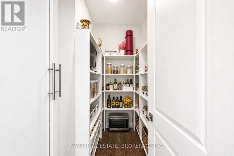 136 HOMEWOOD AVENUE, Toronto (Newtonbrook West), Ontario, M2M1K3
