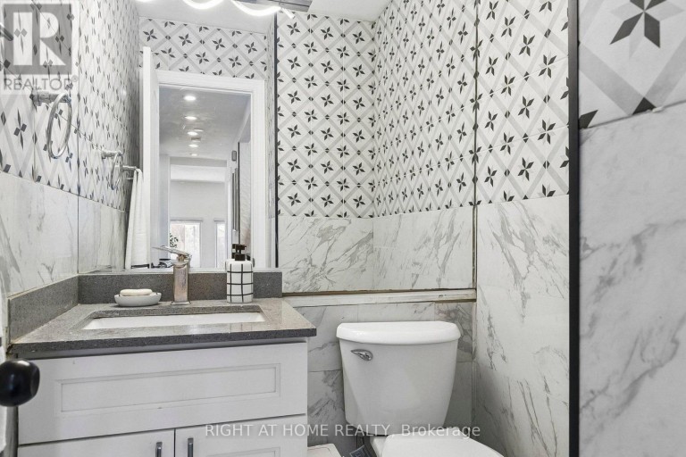 12 L'AMOREAUX DRIVE, Toronto (L'Amoreaux), Ontario, M1W2L9