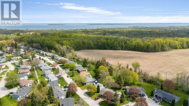 53 CORNER BROOK TRAIL Innisfil Ontario photo 2