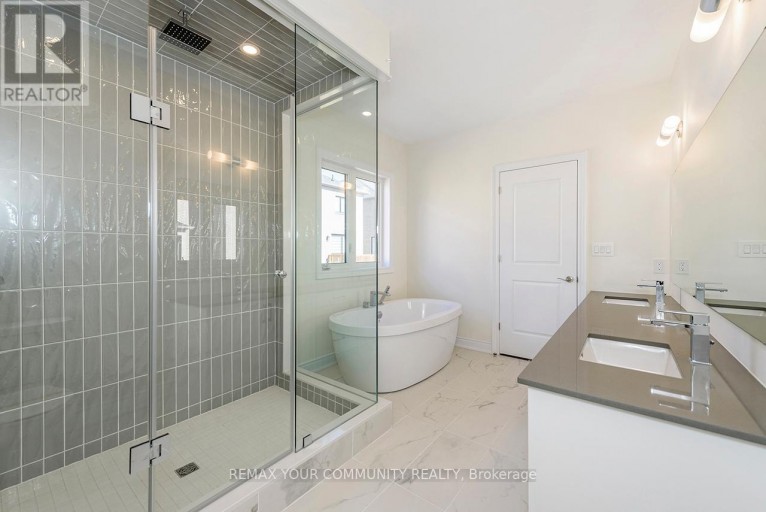 83 BEARBERRY ROAD, Springwater (Midhurst), Ontario, L9X2C9