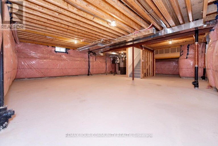 83 BEARBERRY ROAD, Springwater (Midhurst), Ontario, L9X2C9