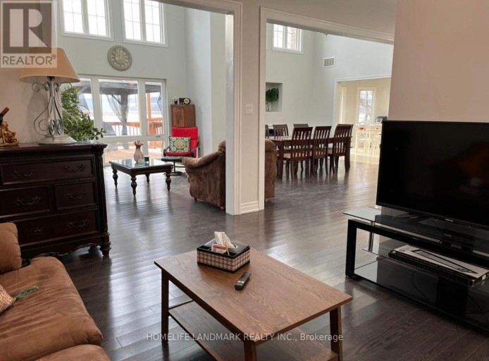 3213 QUIET WATERS LANE, Severn, Ontario, L0K2C0