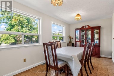 22 EUPHRASIA DRIVE Toronto (Yorkdale-Glen Park) Ontario photo 13