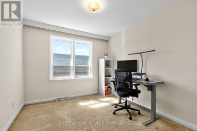 22 EUPHRASIA DRIVE Toronto (Yorkdale-Glen Park) Ontario photo 16