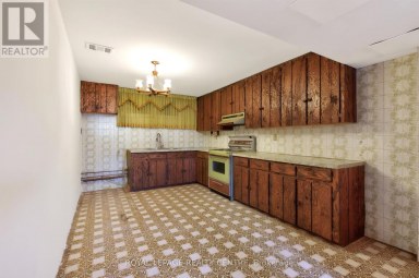 22 EUPHRASIA DRIVE Toronto (Yorkdale-Glen Park) Ontario photo 20