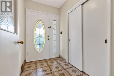 22 EUPHRASIA DRIVE Toronto (Yorkdale-Glen Park) Ontario photo 5