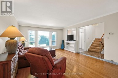22 EUPHRASIA DRIVE Toronto (Yorkdale-Glen Park) Ontario photo 8