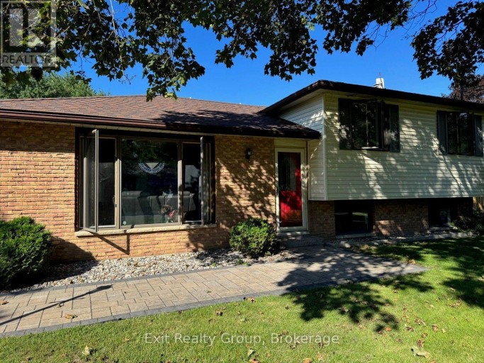 29 CHATTERTON VALLEY CRESCENT, Quinte West (Sidney Ward), Ontario, K0K2B0