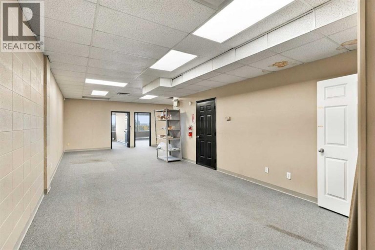 Bay 2, 2616 16 Street NE, Calgary, Alberta, T2E7J8