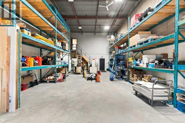 Bay 2, 2616 16 Street NE, Calgary, Alberta, T2E7J8