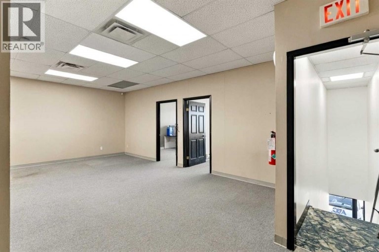 Bay 2, 2616 16 Street NE, Calgary, Alberta, T2E7J8