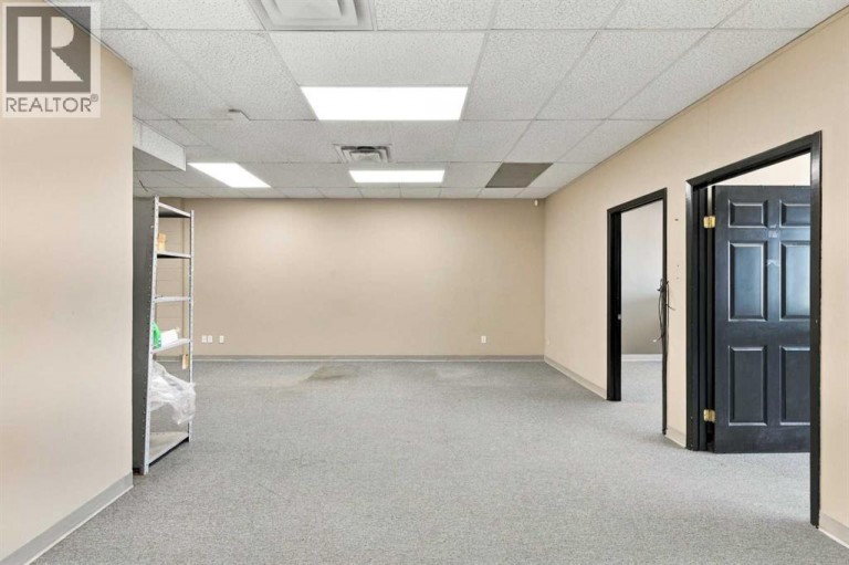 Bay 2, 2616 16 Street NE, Calgary, Alberta, T2E7J8