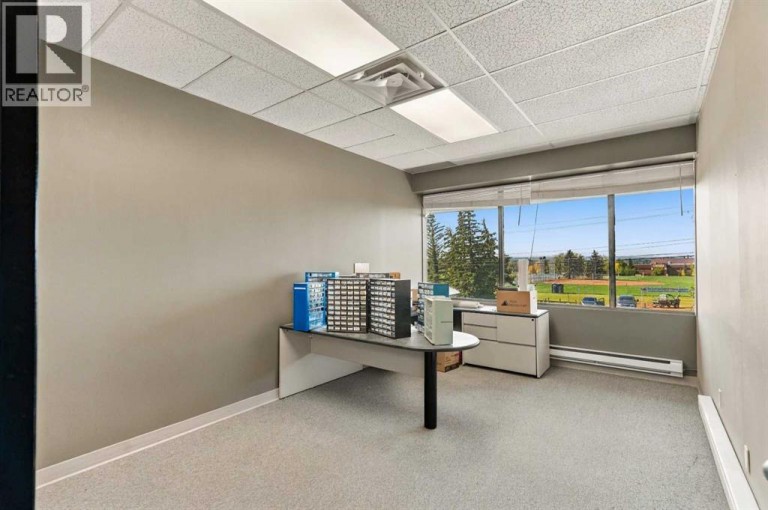 Bay 2, 2616 16 Street NE, Calgary, Alberta, T2E7J8