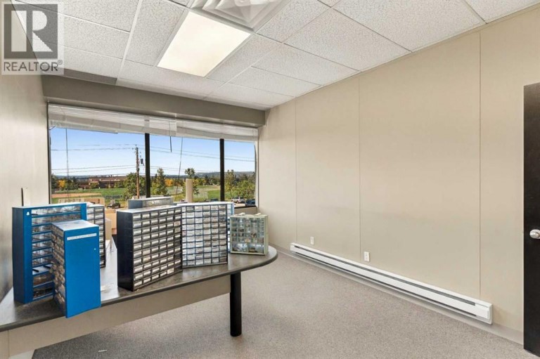 Bay 2, 2616 16 Street NE, Calgary, Alberta, T2E7J8