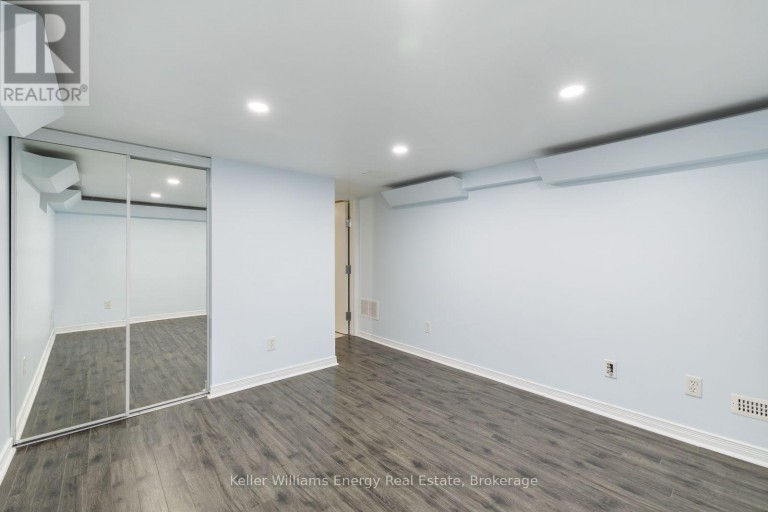 LOWER - 566 DEAN AVENUE, Oshawa (Donevan), Ontario, L1H3J8
