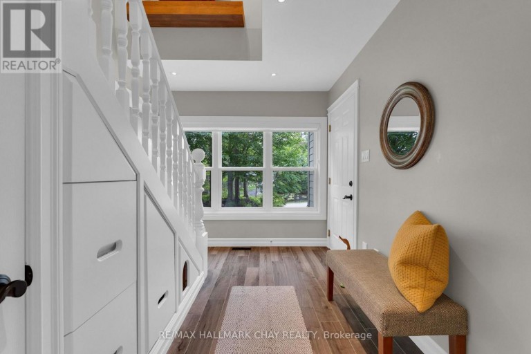 9 BRIDLE PATH, Oro-Medonte (Horseshoe Valley), Ontario, L0L2L0