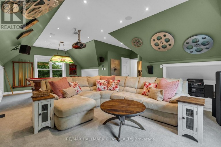 9 BRIDLE PATH, Oro-Medonte (Horseshoe Valley), Ontario, L0L2L0