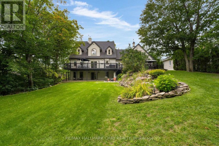 9 BRIDLE PATH, Oro-Medonte (Horseshoe Valley), Ontario, L0L2L0