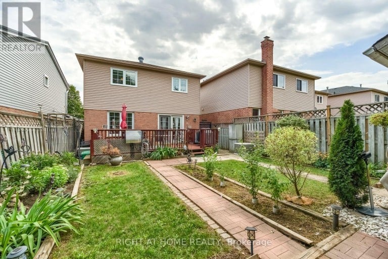 54 NIAGARA PLACE, Brampton (Westgate), Ontario, L6S4Y8