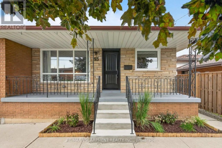 93 NUGENT DRIVE, Hamilton (Kentley), Ontario, L8H2N1