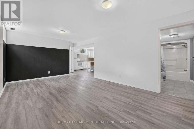 93 NUGENT DRIVE, Hamilton (Kentley), Ontario, L8H2N1