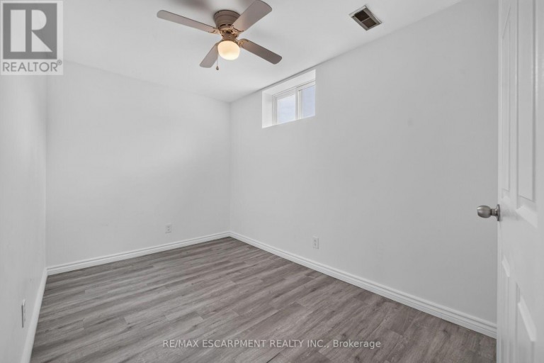93 NUGENT DRIVE, Hamilton (Kentley), Ontario, L8H2N1