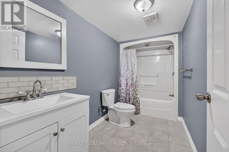 93 NUGENT DRIVE, Hamilton (Kentley), Ontario, L8H2N1