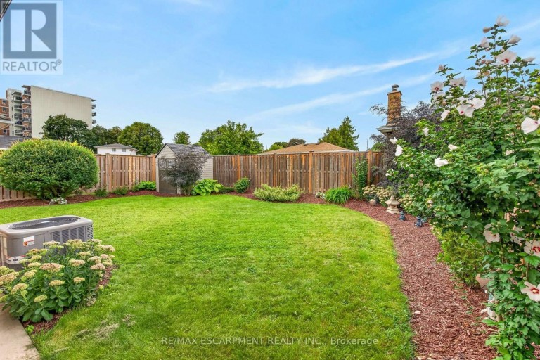 93 NUGENT DRIVE, Hamilton (Kentley), Ontario, L8H2N1