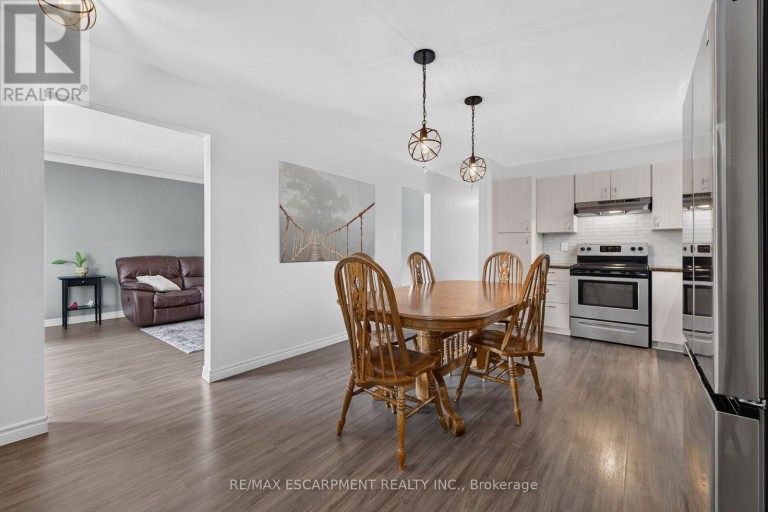93 NUGENT DRIVE, Hamilton (Kentley), Ontario, L8H2N1
