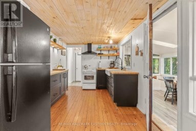 2335 LAKESIDE ROAD Douro-Dummer Ontario photo 15