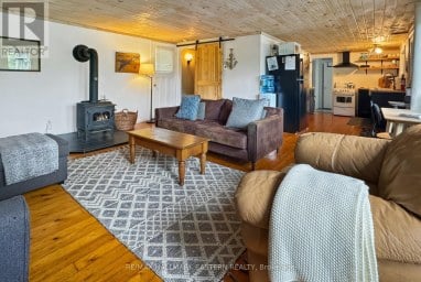 2335 LAKESIDE ROAD Douro-Dummer Ontario photo 19