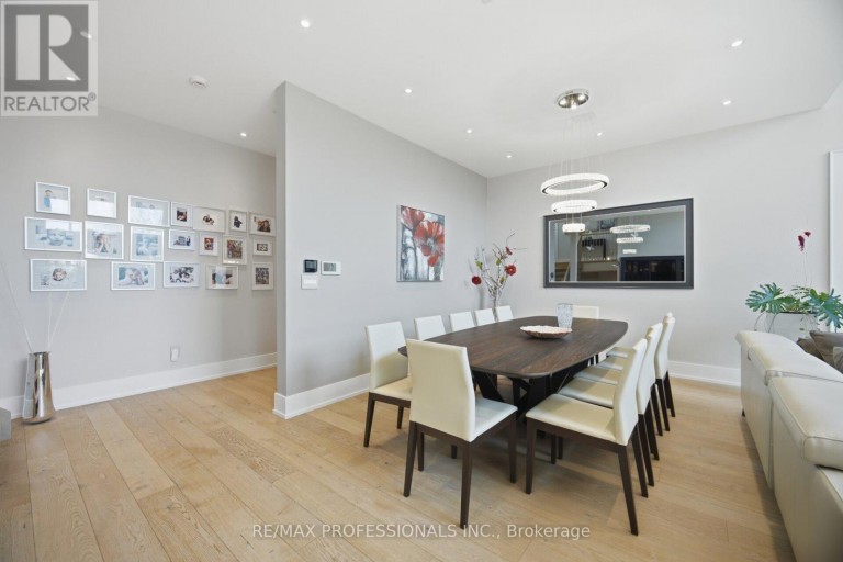 466 THE KINGSWAY, Toronto (Princess-Rosethorn), Ontario, M9A3W4