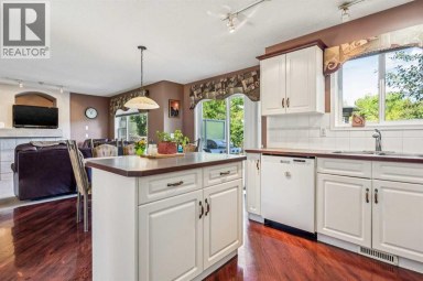40 Country Hills Bay NW Calgary Alberta photo 15