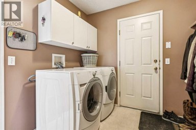 40 Country Hills Bay NW Calgary Alberta photo 22