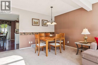 40 Country Hills Bay NW Calgary Alberta photo 9