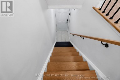 2020 - 125 GEORGE APPLETON WAY Toronto (Downsview-Roding-CFB) Ontario photo 2