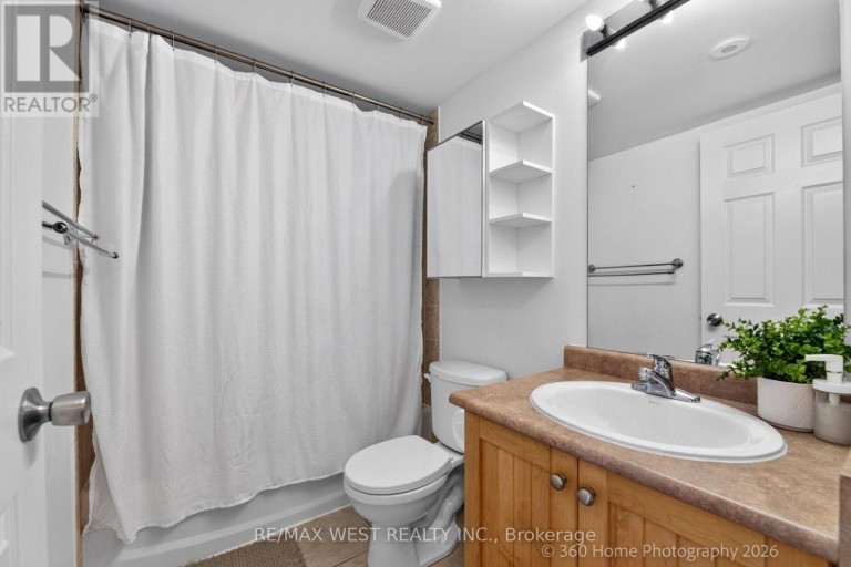 2020 - 125 GEORGE APPLETON WAY, Toronto (Downsview-Roding-CFB), Ontario, M3M0A2