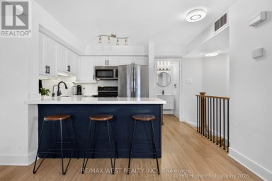 2020 - 125 GEORGE APPLETON WAY Toronto (Downsview-Roding-CFB) Ontario photo 4