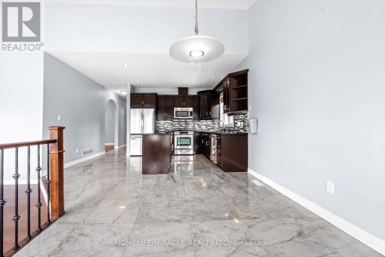 4 CLAIRFIELDS DRIVE W, Guelph (Clairfields/Hanlon Business Park), Ontario, N1G5H5