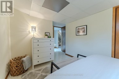 300 4TH AVENUE W Owen Sound Ontario photo 35