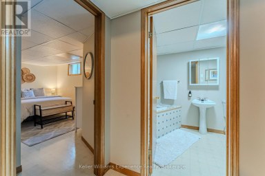 300 4TH AVENUE W Owen Sound Ontario photo 36
