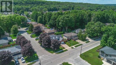 300 4TH AVENUE W Owen Sound Ontario photo 47