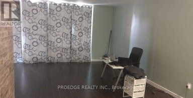 102 - 5 MASSEY SQUARE Toronto (Crescent Town) Ontario photo 4